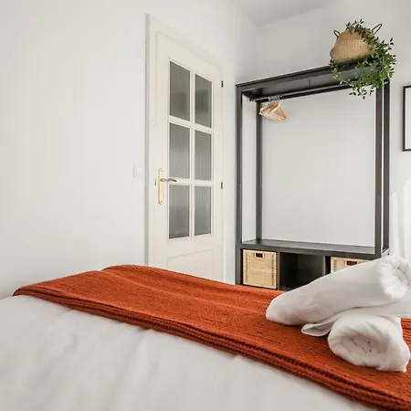 Giralda Center. Best Location. San Bernardo Appartement *