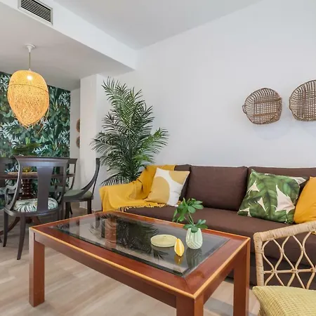 Giralda Center. Best Location. San Bernardo Séville
